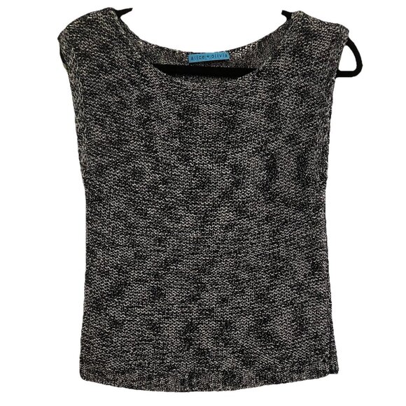 Alice + Olivia Sweaters - ALICE + OLIVIA Black Knit Sleeveless Metal Blouse Sz S